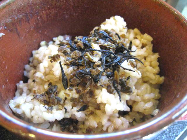 小豆とひじきの発芽玄米ご飯
