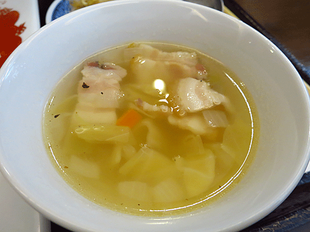 中国料理　黄龍　野菜スープ