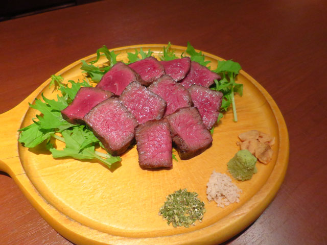 楽食楽酒 iwakoro (イワコロ)奥出雲和牛イチボの炭焼き