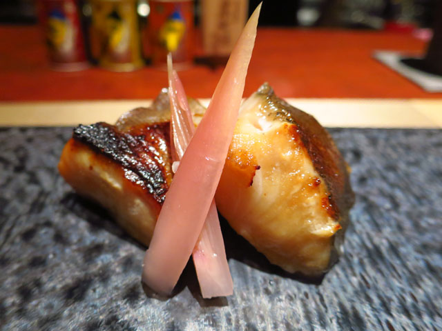 肉 阿久 (にく あきゅう) 銀鱈幽庵焼き