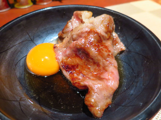 肉 阿久 (にく あきゅう) 神戸牛すき焼き