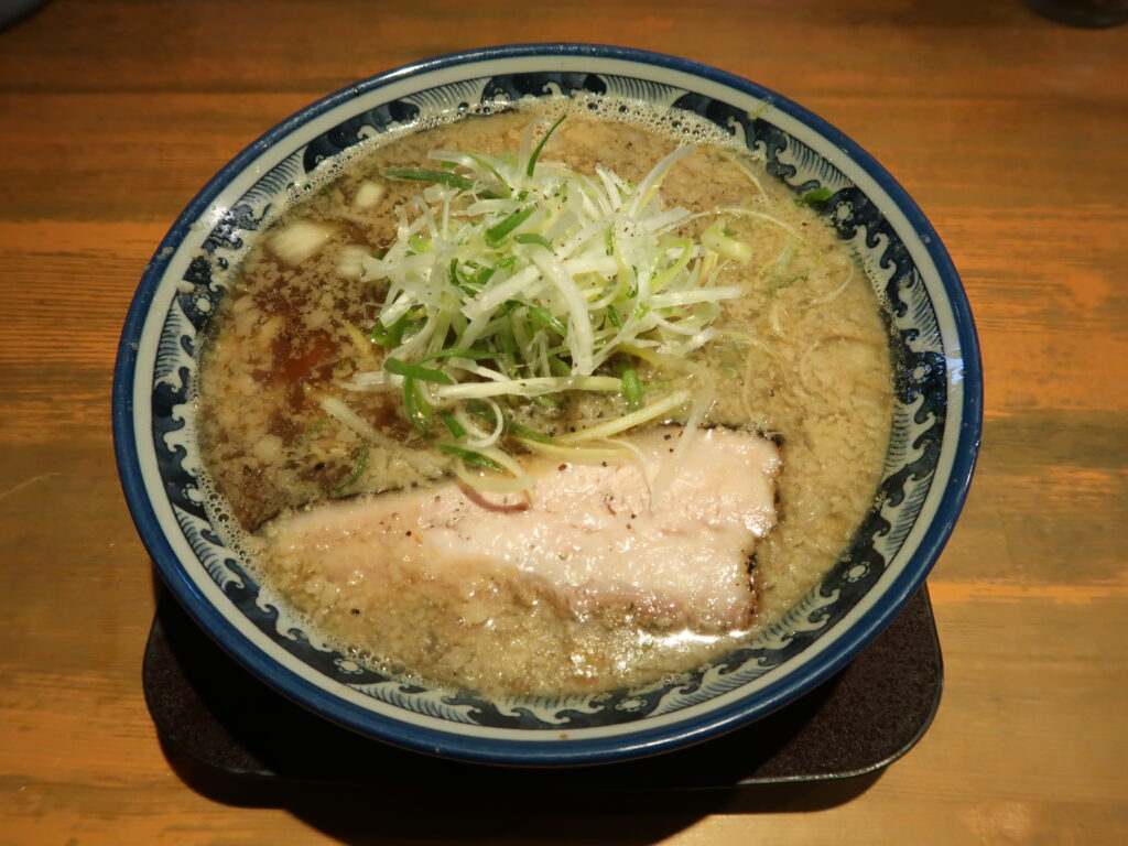 高槻市 麺屋 八海山 燕三条系リスペクトの煮干そばはウルトラメチャ旨い プーさんの満腹日記 大阪 高槻 茨木 吹田 豊中 箕面 のランチ ディナー情報更新中