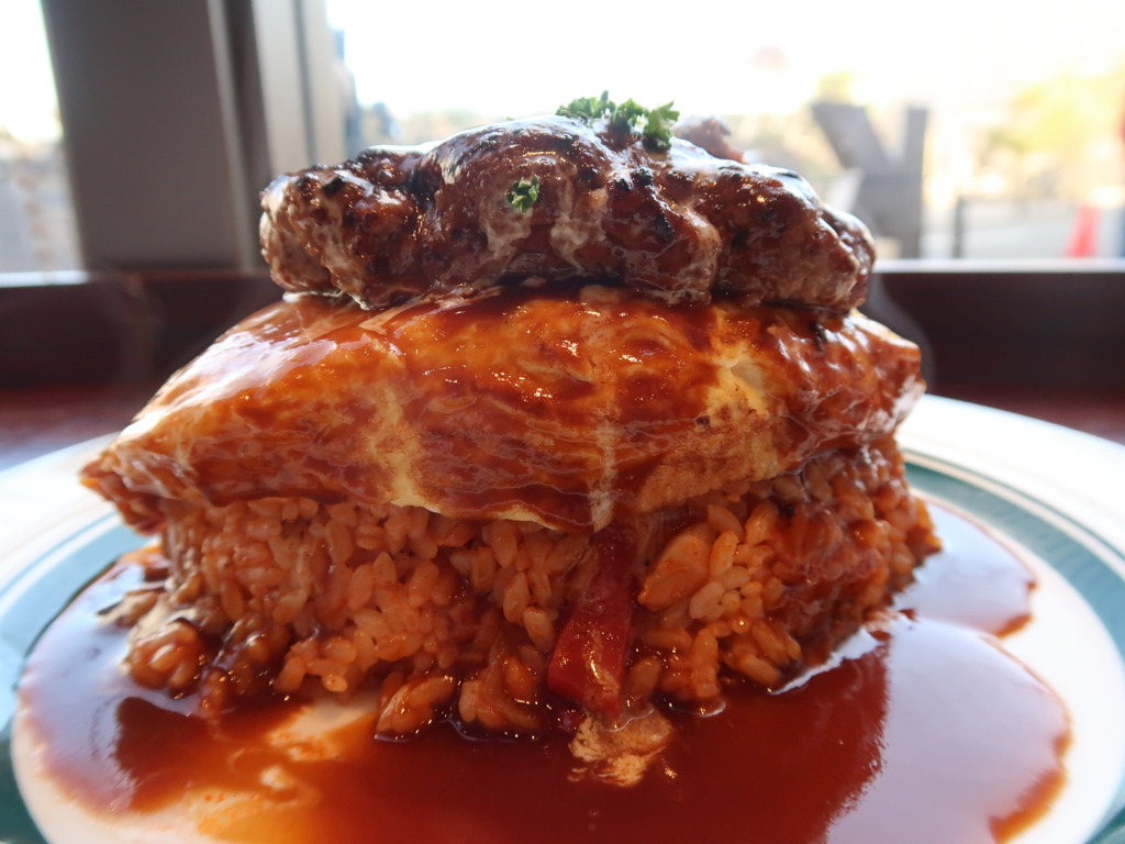 新長田『K2 (ケーツー)』ハンバーグ＆オムライスはウルトラメチャ旨い