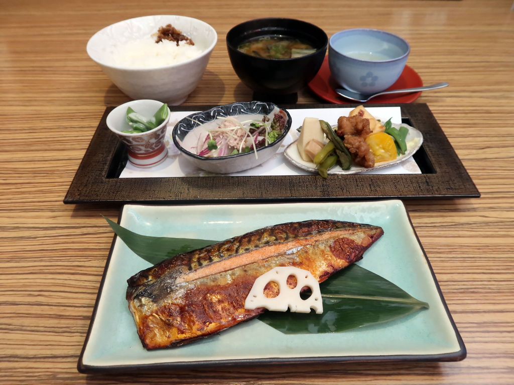 高槻市 料理家 三 サバ明太定食の美味しさにウルトラビックリ プーさんの満腹日記 大阪 高槻 茨木 吹田 豊中 箕面 のランチ ディナー情報更新中