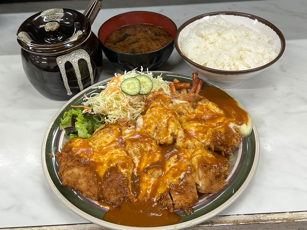 京都市 ハイライト食堂 十条店 創業60年のボリューム満点のジャンボチーズチキンカツはウルトラメチャ旨い プーさんの満腹日記 大阪 高槻 茨木 吹田 豊中 箕面 のランチ ディナー情報更新中