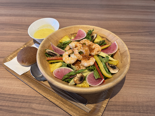 箕面市小野原『シルフィーサラード (SYLPHY SALADE)』サラダボウル専門